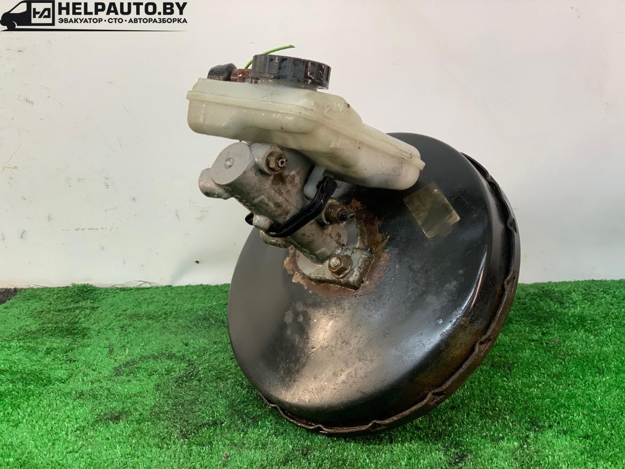 цилиндр тормозной главный Peugeot 306 1 поколение 1997, 1.9 л., дизель, МКПП, белый, универсал, передний привод - фото №1