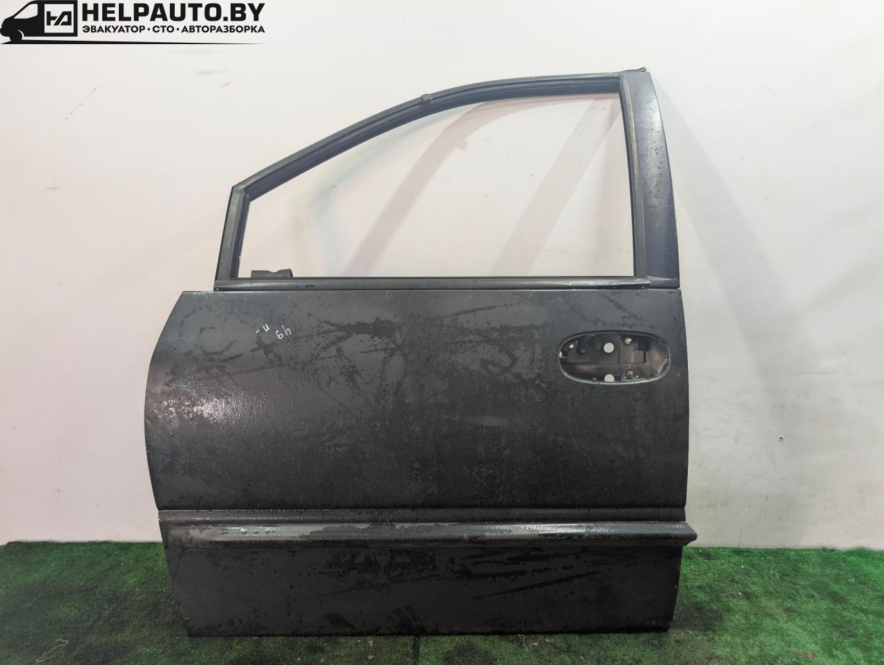 дверь передняя левая Chrysler Voyager 3 поколение 1998, 2.4 л., EDZ, бензин, МКПП, чёрный, минивэн, передний привод - фото №1
