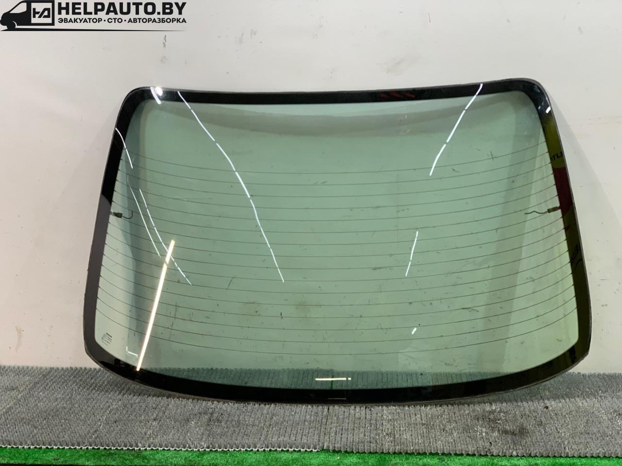 стекло заднее Nissan Primera P11 1998, 2.0 л., SR20DE, бензин, 5МКПП, серебристый, седан, передний привод - фото №1