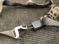 ремень безопасности Mercedes-Benz C-Класс W202/S202 [рестайлинг] W202 1997, 2.2 л., OM 604.910, дизель, МКПП, темно зеленный металлик, седан, задний привод - фото №3