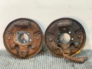 защитный кожух тормозного механизма Kia Sportage 1 поколение 2000, 2.0 л., FE (16V), бензин, МКПП, зеленый, полный подключаемый привод, правый руль