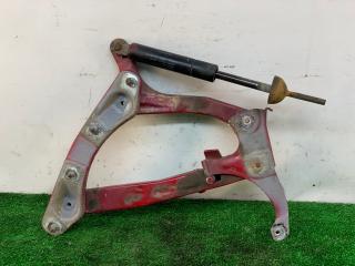 петля капота правая Mercedes-Benz C-Класс W202/S202 1995, 1.8 л., бензин, 5МКПП, красный, седан, задний привод