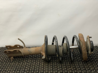 стойка передняя левая Nissan Almera Tino V10 2001, 2.2 л., YD22DDT, дизель, МКПП, берюзовый, минивэн, передний привод