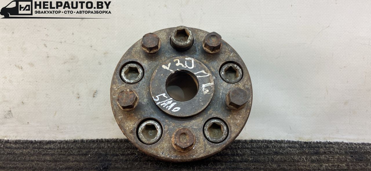 проставка колесная Opel Omega B 1999, 3.0 л., бензин, АКПП, чернозеленый, седан, задний привод - фото №1