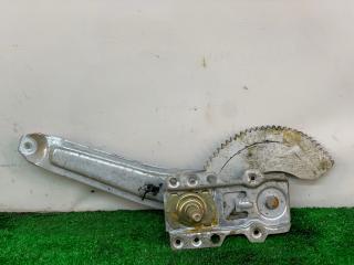 стеклоподъемник задний правый Mazda Demio 1 поколение [рестайлинг] 2001, 1.3 л., бензин, МКПП, зелёный, хетчбэк 5 дв., передний привод