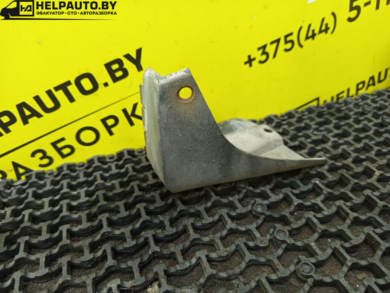 заглушка порога Opel Astra G 1998, 1.4 л., X 14 XE, бензин, МКПП, серебро, универсал, передний привод - фото №1