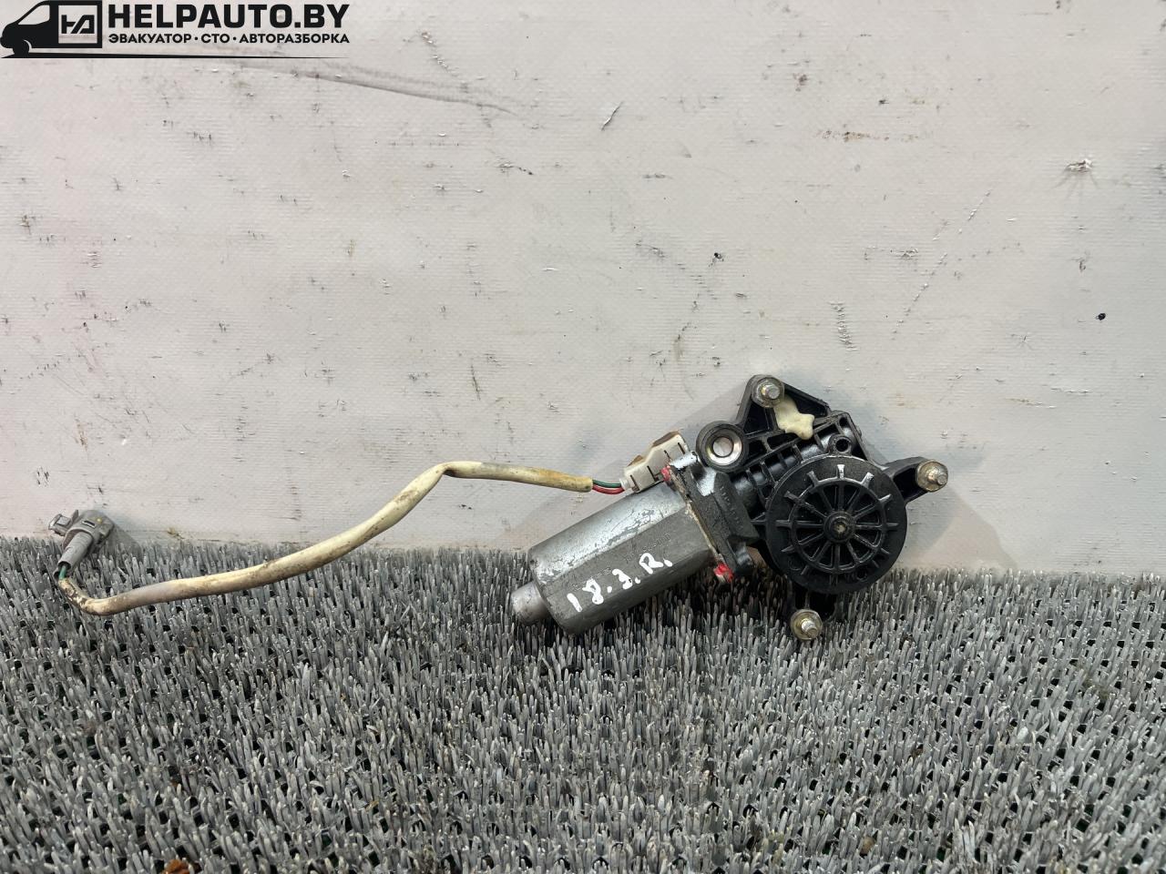 моторчик стеклоподъемника задний правый Toyota Carina E 1 поколение T190 1995, 1.6 л., 4A-FE, бензин, МКПП, зелёный, хетчбэк 5 дв., передний привод, 190484-000 - фото №1