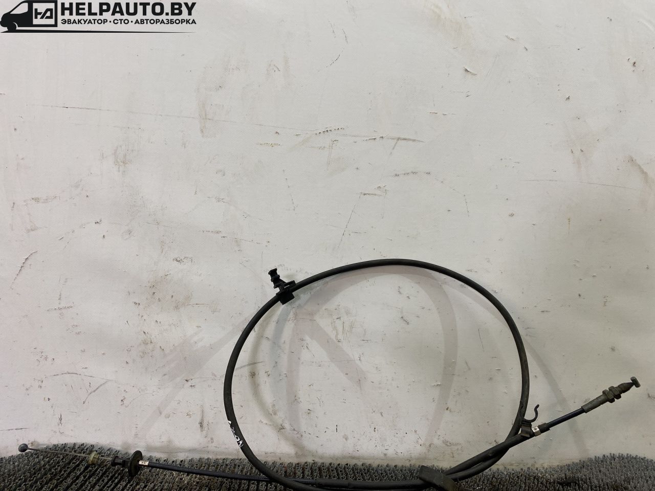трос газа Nissan Bluebird T12/T72 1987, 2.0 л., бензин, МКПП, бордовый, хетчбэк 5 дв., передний привод - фото №1