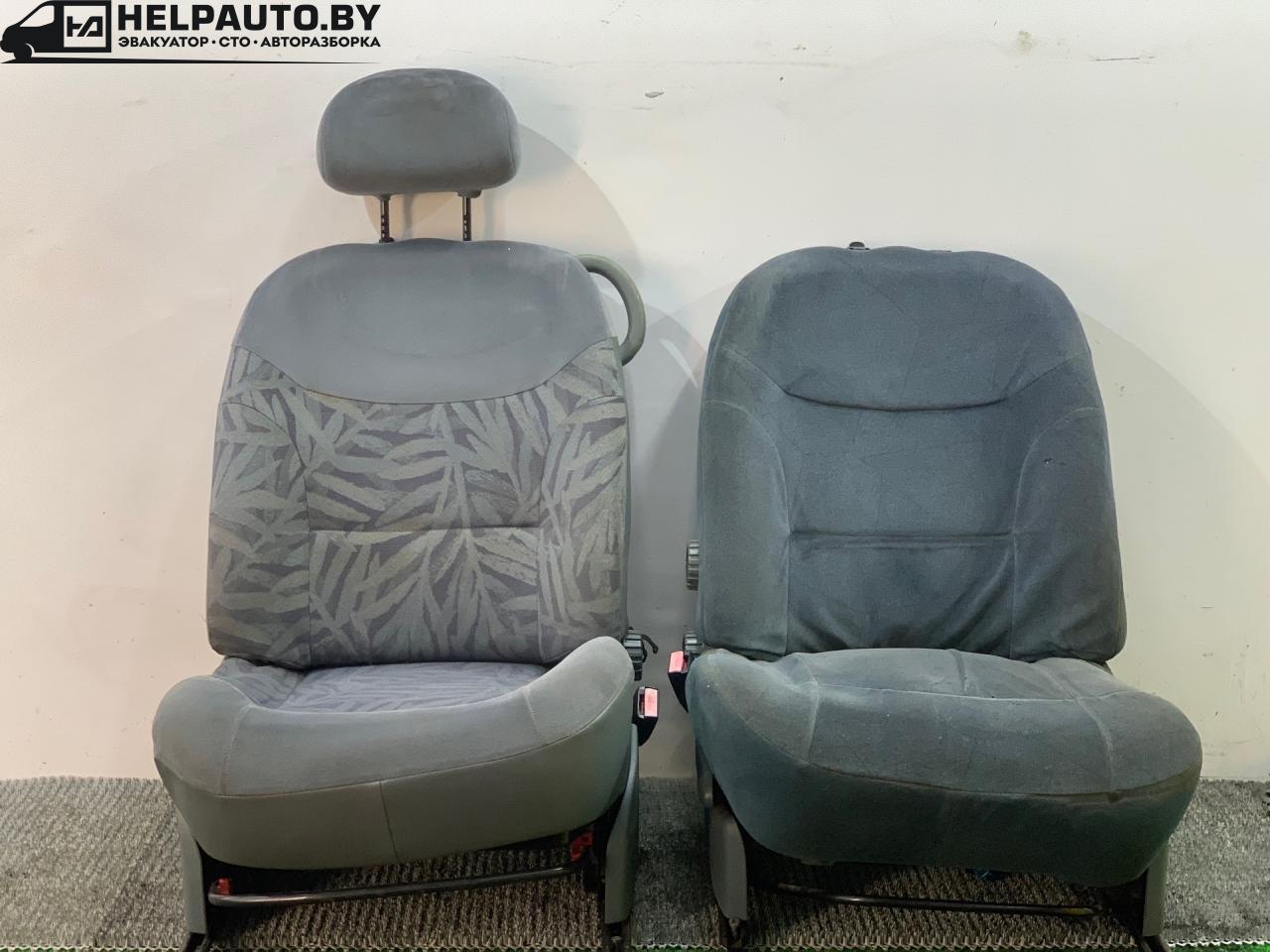 салон (комплект сидений) Renault Scenic 1 поколение 1997, 1.9 л., F8Q 786, дизель, МКПП, серый, передний привод - фото №1