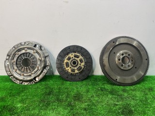 комплект сцепления Mazda 626 3 поколение (1987 - 1992), 2.0 л., бензин, МКПП, седан, передний привод