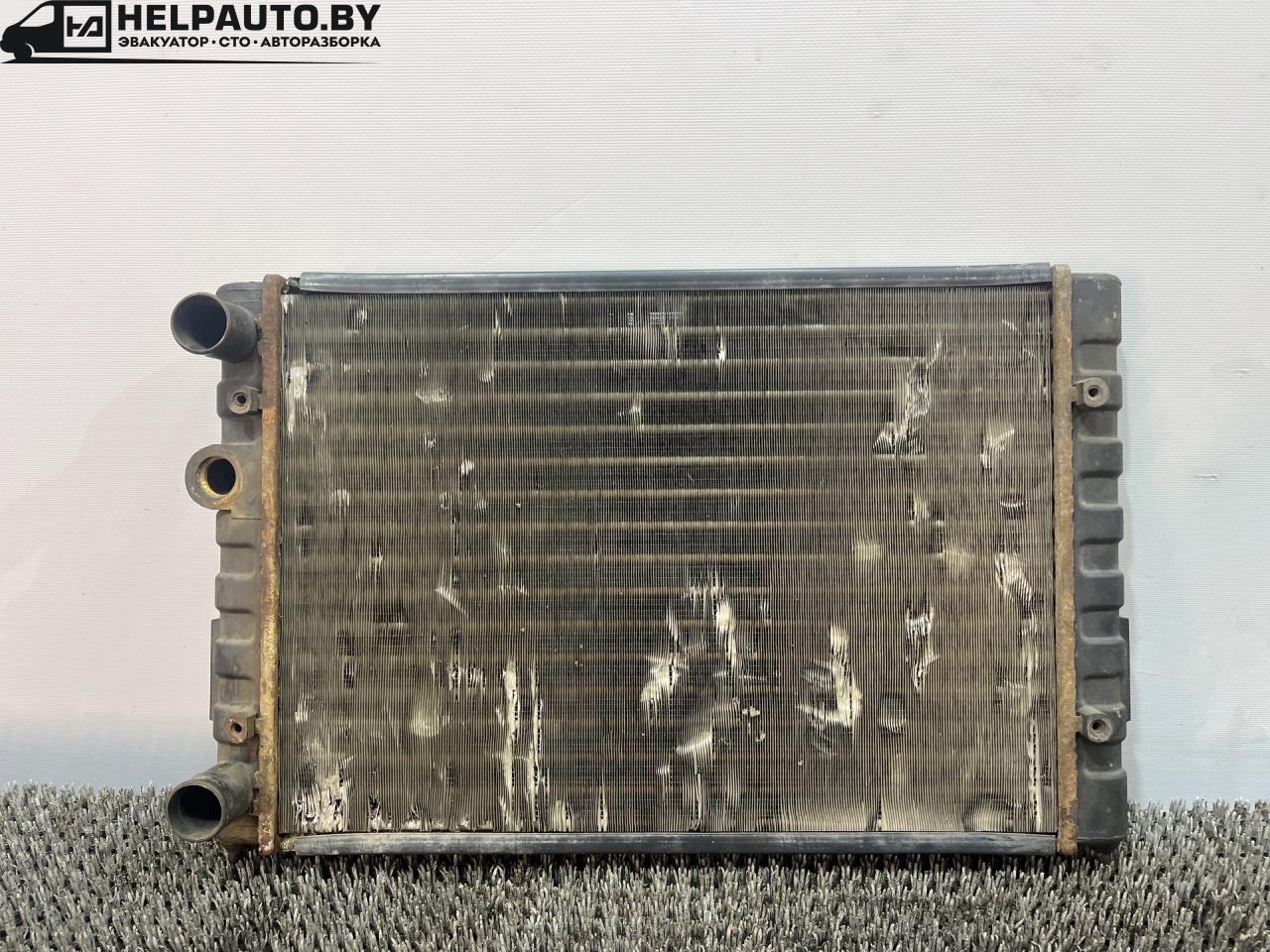 радиатор (основной) Volkswagen Golf 3 поколение (1991 - 2000), 1.4 л. - фото №1
