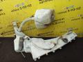 бачок омывателя Ford Focus 2 поколение 2006, 1.6 л., HWDA, бензин, МКПП, красный, хетчбэк 5 дв., передний привод - фото №4