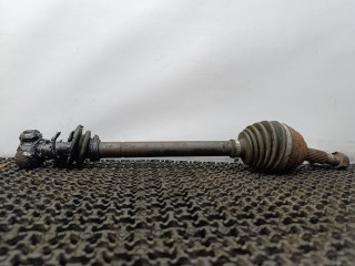 полуось передняя левая (приводной вал, ШРУС) Renault Safrane 1 поколение [рестайлинг] 1998, 2.0 л., бензин, МКПП, синий, хетчбэк 5 дв.