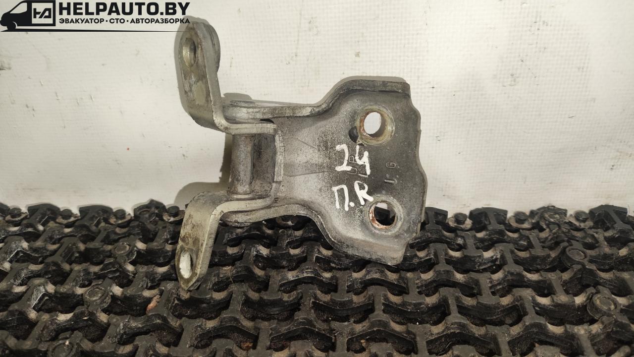 петля двери Suzuki Baleno 1 поколение 2002, 1.5 л., бензин, МКПП, чёрный, седан - фото №1