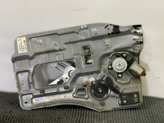 стеклоподъемник электрический задний правый Hyundai Santa Fe 1 поколение (SM) 2003, 2.4 л., бензин, МКПП, внедорожник 5 дв.