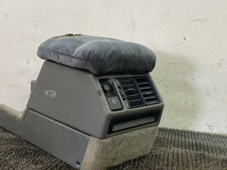 подлокотник Renault Safrane 1 поколение [рестайлинг] 1998, 2.0 л., N7Q 704, бензин, 5МКПП, седан