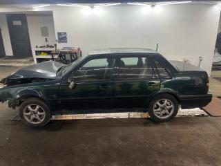 Volvo 460 1 поколение