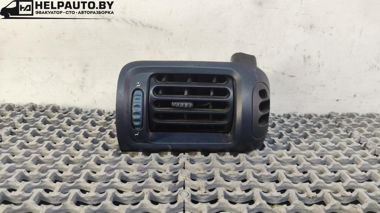 дефлектор обдува салона Renault Clio 2 поколение 2001, 1.9 л., дизель, МКПП, белый, внедорожник 3 дв., 95095301, 95095311 - фото №1