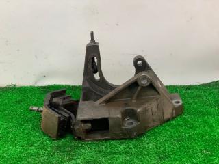 кронштейн двигателя Renault Scenic 1 поколение 1998, 1.6 л., бензин, МКПП, синий, передний привод, 7700271173