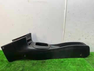 консоль салона Opel Vectra B 1998, 1.8 л., бензин, МКПП, универсал, передний привод, 90503604