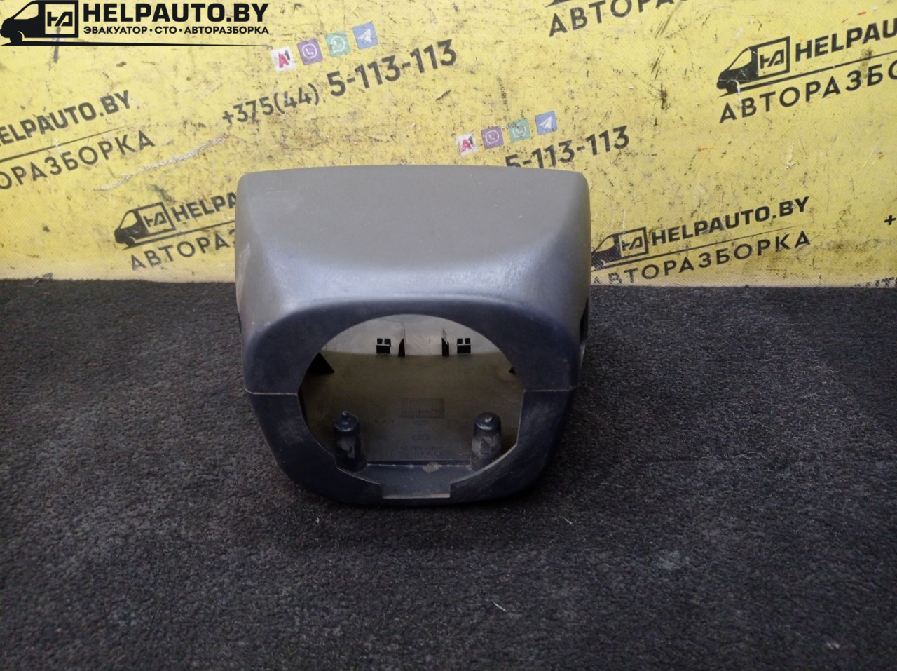 кожух рулевой колонки Nissan Almera Tino V10 2001, 2.2 л., YD22DDT, дизель, МКПП, берюзовый, минивэн, передний привод - фото №1
