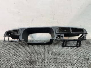 накладка на торпедо (консоль) Volkswagen Golf 3 поколение 1995, 1.9 л., AEY, дизель, МКПП, белый, универсал, передний привод, IH6857N59