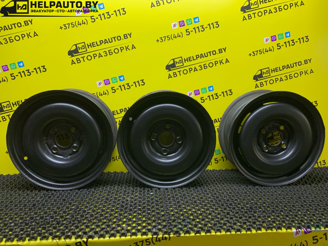 диск штампованный Volkswagen Golf 2 поколение (1983 - 1992) - фото №1