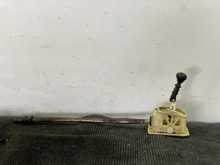 кулиса Daewoo Nubira J100 1998, 1.6 л., i, A16DMS, бензин, МКПП, зелёный металлик, хетчбэк 5 дв., передний привод