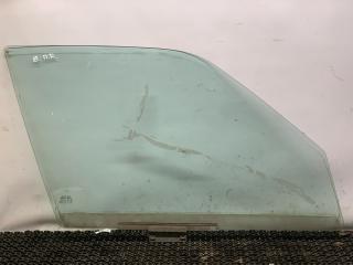 стекло двери передней правой Volvo 460 1 поколение 1993, 2.0 л., бензин, МКПП, зелёный, седан, передний привод