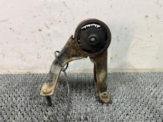 подушка крепления КПП Toyota Carina E 1 поколение T190 1995, 1.6 л., 4A-FE, бензин, МКПП, зелёный, хетчбэк 5 дв., передний привод