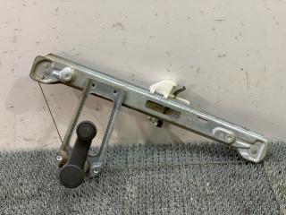 стеклоподъемник задний левый Ford Focus 1 поколение 2001, 1.8 л., дизель, МКПП, универсал