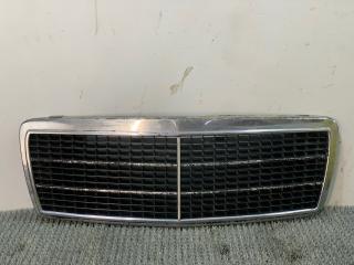 решетка радиатора Mercedes-Benz C-Класс W202/S202 1995, 1.8 л., бензин, 5МКПП, красный, седан, задний привод