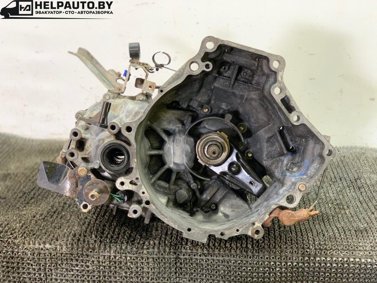 КПП механическая (МКПП) Mazda 626 GF 1997, 2.0 л., дизель, МКПП, зелёный, седан, передний привод, G562, 8E25A - фото №1