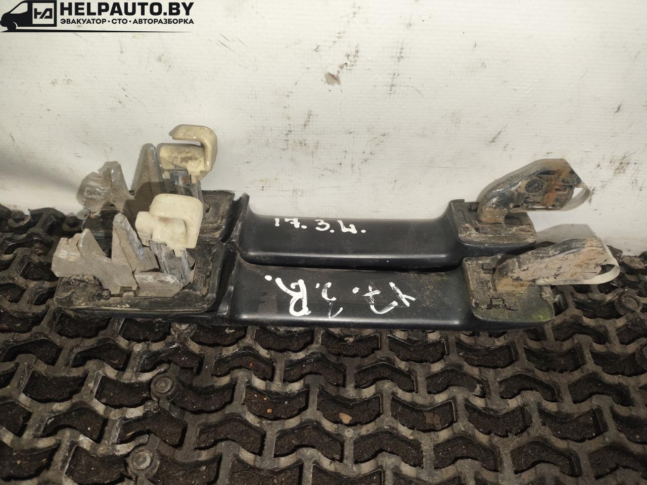 ручка наружная двери задней Volkswagen Golf 3 поколение 1995, 1.9 л., AEY, дизель, МКПП, белый, универсал, передний привод - фото №1