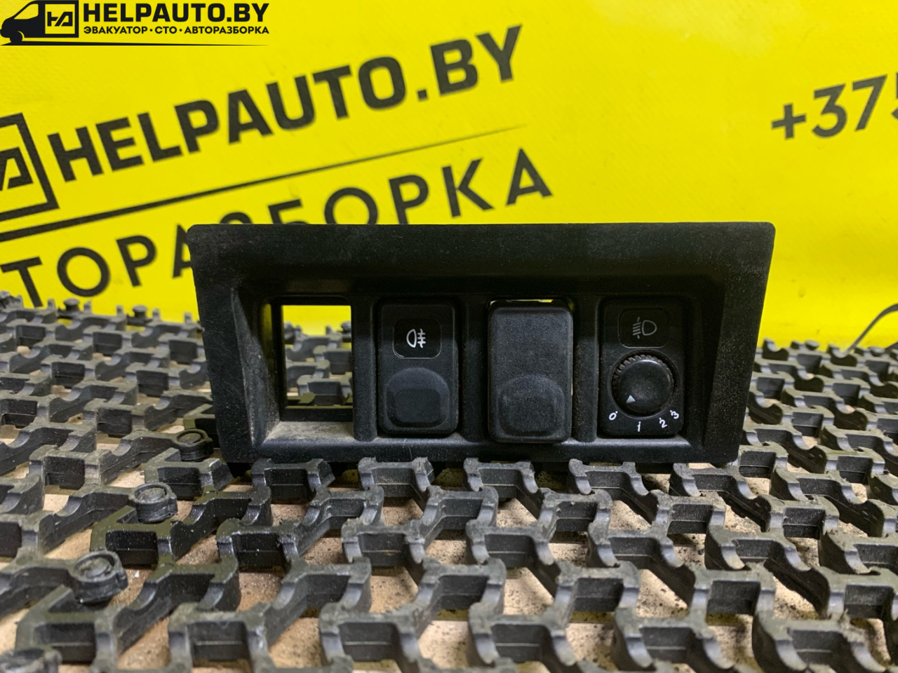 кнопка корректора фар Kia Sportage 1 поколение 1999, 2.0 л., FE (16V), бензин, МКПП, синий, внедорожник 5 дв., полный подключаемый привод - фото №1