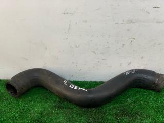 патрубок радиатора Opel Omega B 1998, 2.0 л., бензин, 5МКПП, красный, универсал, задний привод