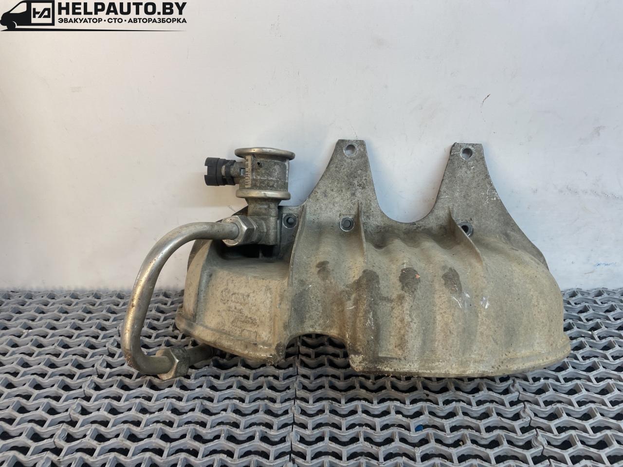 защита (экран) выпускного коллектора Volkswagen Jetta 4 поколение 2001, 2.0 л., AQY, бензин, МКПП, синий, седан, передний привод, 06A1332 - фото №1