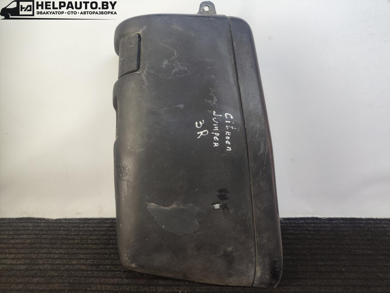 клык бампера задний правый Citroen Jumper 1 поколение 1998, 2.5 л., THX (DJ5TED), дизель, МКПП, белый, микроавтобус, 1300180070, 1300179604 - фото №1