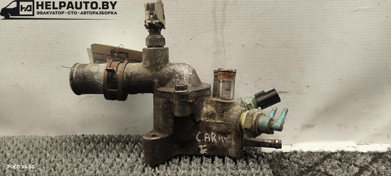 корпус термостата Toyota Carina E 1 поколение T190 (1992 - 1998) - фото №1