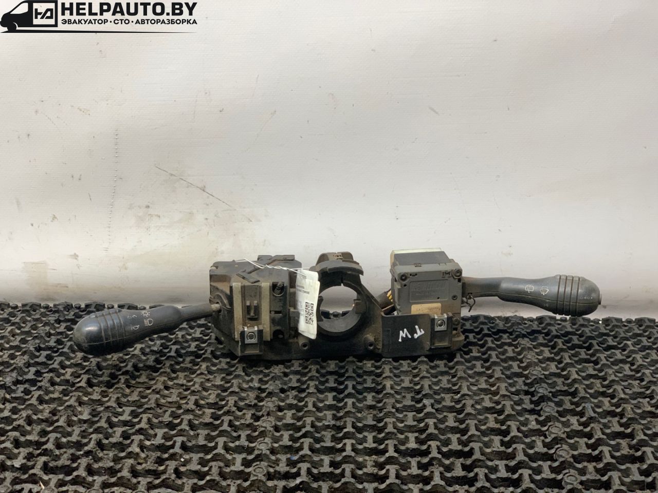 переключатель подрулевой (стрекоза) Renault Twingo 1 поколение 1996, 1.2 л., C3G 700, бензин, МКПП, желтый, хетчбэк 3 дв., передний привод - фото №1