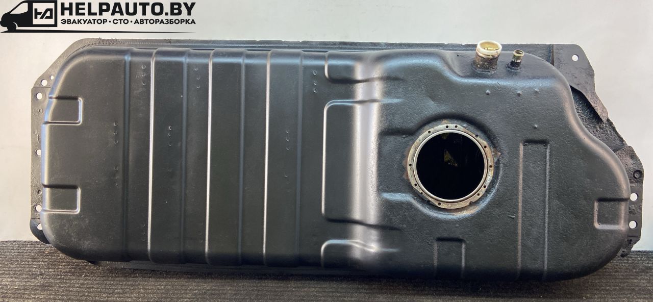 бак топливный Kia Sorento 1 поколение 2004, 2.5 л., CRDi, D4CB, дизель, АКПП, серебристый, внедорожник 5 дв., полный подключаемый привод - фото №1