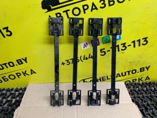 Кронштейн крепления порога Opel Astra G 1998, 1.4 л., X 14 XE, бензин, МКПП, серебро, универсал, передний привод