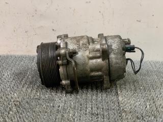 компрессор кондиционера Volvo 460 1 поколение 1993, 2.0 л., бензин, МКПП, зелёный, седан, передний привод