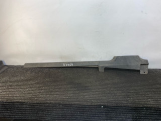 пластик Audi 80 B3 89/B3 1991, 1.8 л., бензин, МКПП, серый, седан, передний привод, 893853960