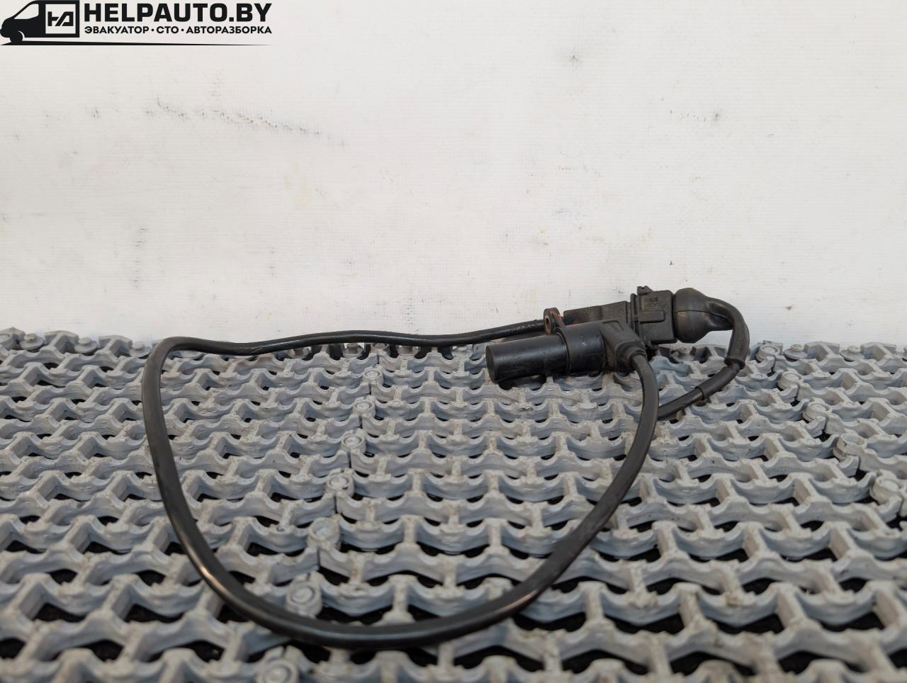 датчик коленвала Opel Astra F 1994, 1.6 л., X 16 SZ, бензин, АКПП, синий, хетчбэк 5 дв., передний привод, 90451442 - фото №1