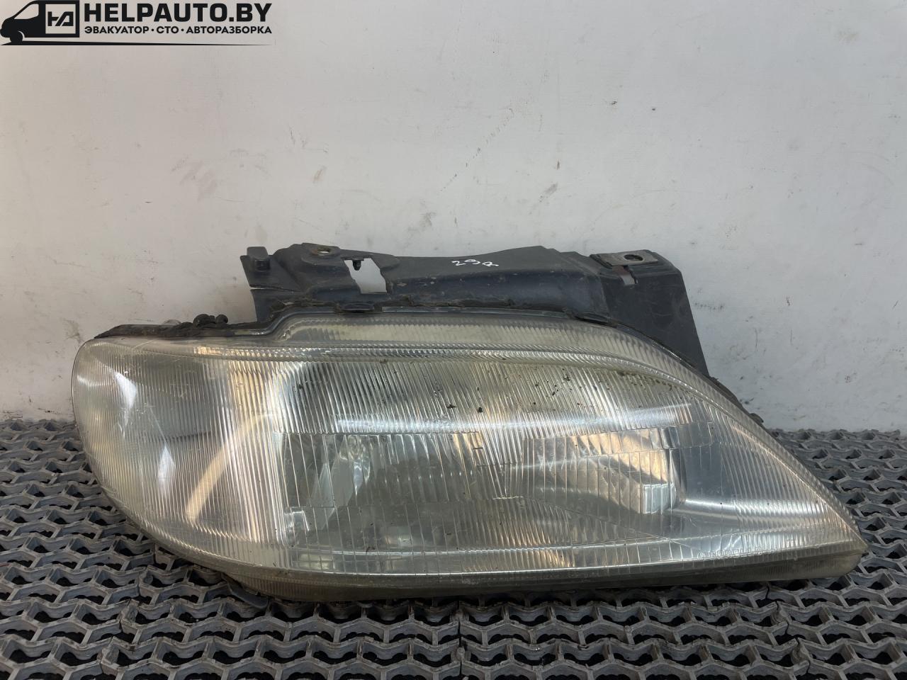 фара правая Citroen Xsara 1 поколение 1998, 1.6 л., бензин, 5МКПП, зелёный, хетчбэк 3 дв., передний привод - фото №1
