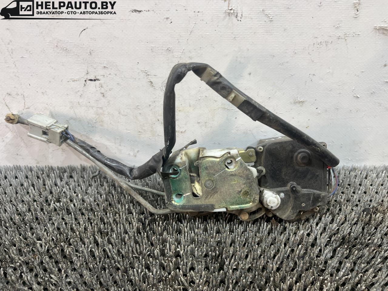 замок двери передней левой Rover 600 Series 1 поколение 1994, 2.0 л., бензин, МКПП, зелёный, седан, передний привод - фото №1