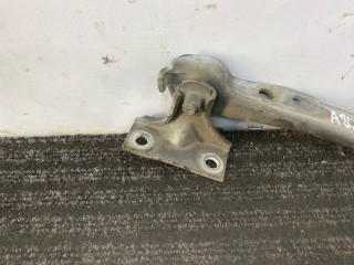 петля капота правая Audi 80 B3 89/B3 1991, 1.8 л., бензин, МКПП, серый, седан, передний привод