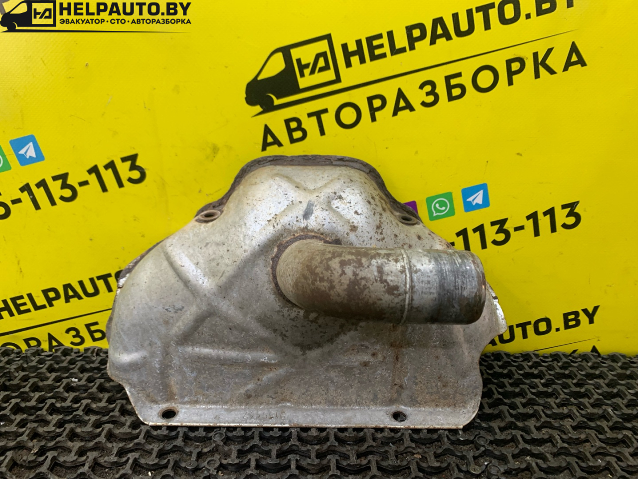 тепловой экран моторного отсека Volvo V40 1 поколение 1999, 2.0 л., B 4204 S, бензин, АКПП, универсал - фото №1