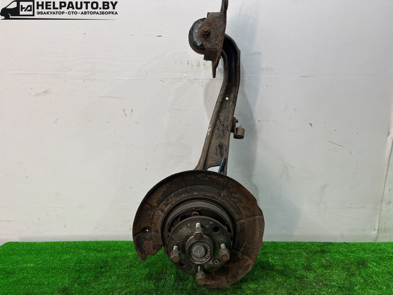 рычаг задний правый Opel Vectra B 1998, 1.8 л., бензин, МКПП, универсал, передний привод - фото №1